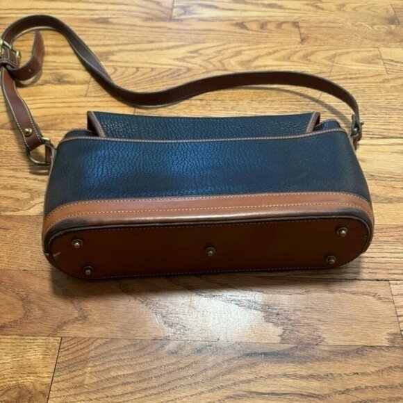 Vintage Dooney & Bourke Crossbody Bag - Picture 12 of 16